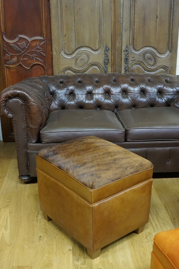 repose-pied-cuir